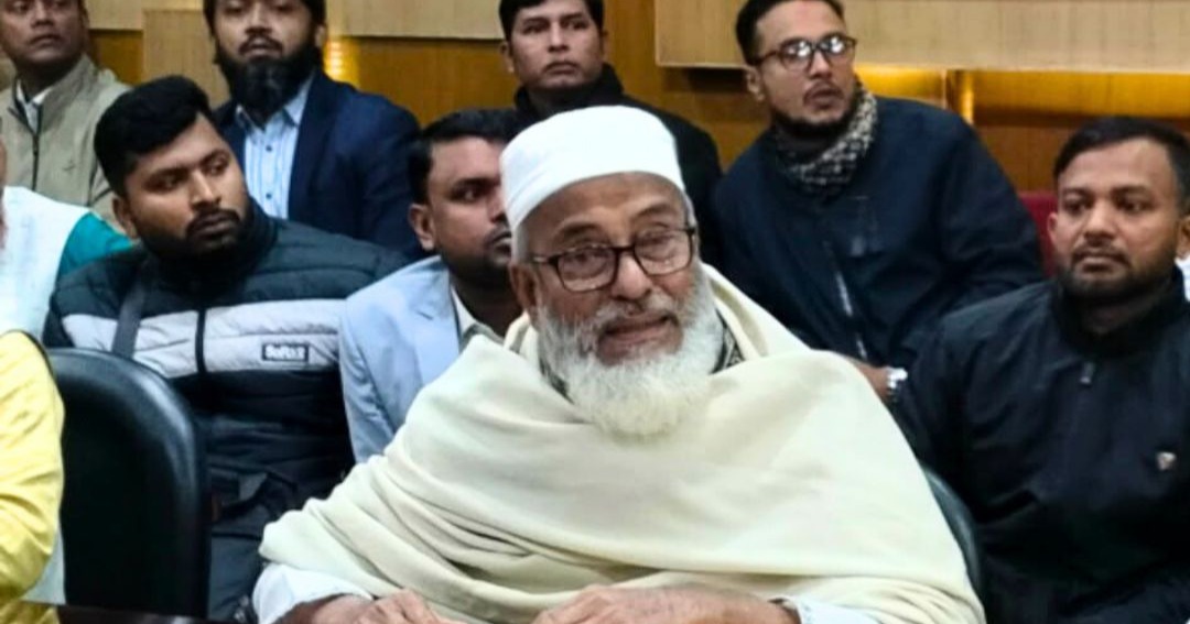 আড়াইহাজারে বড় ধাক্কা! জামায়াত প্রার্থী ইলিয়াস মোল্লার মনোনয়ন স্থগিত—ভোটের সমীকরণে কী পরিবর্তন আসছে?