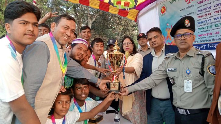 খেলার মাঠে তারুণ্যের জয়গান: মাদকমুক্ত সমাজ গড়ার প্রত্যয় নারায়ণগঞ্জে