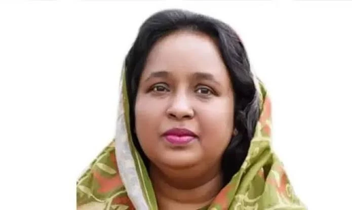 'নির্দোষ হয়েও আমি আজ অপরাধী’—আদালত প্রাঙ্গণে আবেগাপ্লুত আইভী