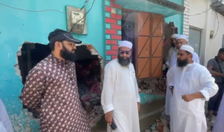 আড়াইহাজারে জমি বিরোধে জমিয়ত নেতার বাড়িতে ছাত্রদলের হামলার অভিযোগ
