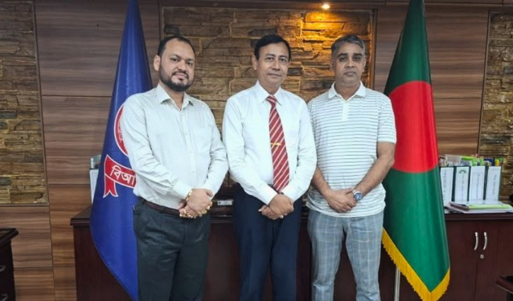 বিআইডব্লিউটিএ চেয়ারম্যানের সঙ্গে ফ্লাওয়ার মিল ওনার্স অ্যাসোসিয়েশনের সৌজন্য সাক্ষাৎ