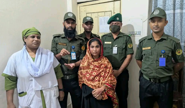 বন্দরে হাসপাতালে নারী রোগীর চেইন ছিনতাইকালে নারী গ্রেপ্তার