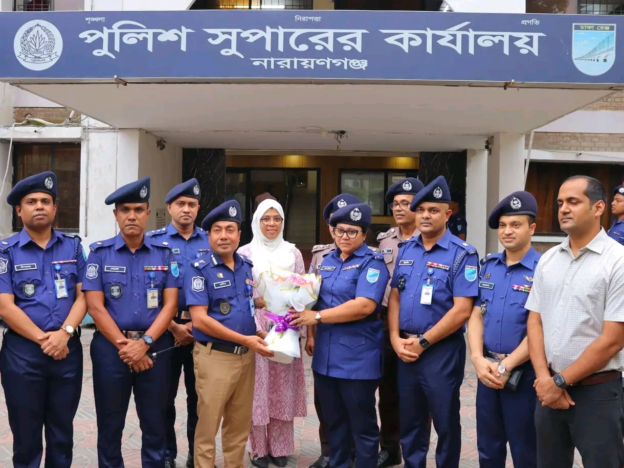 নারায়ণগঞ্জের নতুন পুলিশ সুপার হাবিবুর রহমান, দায়িত্ব হস্তান্তর