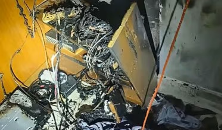 নারায়ণগঞ্জে ইউএনও কার্যালয়ে আগুন, কম্পিউটার-এসি ভস্মীভূত