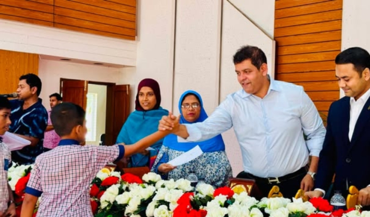 রূপগঞ্জে শহীদ ফারহান ফাইয়াজ স্মরণে দোয়া ও সম্মাননা প্রদান