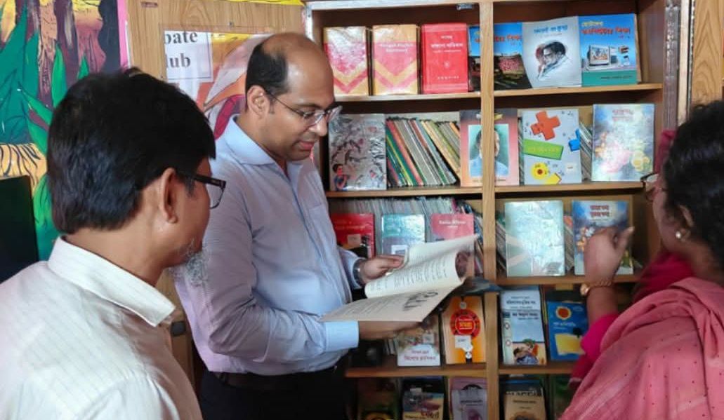 ৭৬ নং কুতুবআইল সরকারী মডেল সরকারি প্রাথমিক বিদ্যালয়ে ‘সাহিত্য কর্ণার’ উদ্বোধন