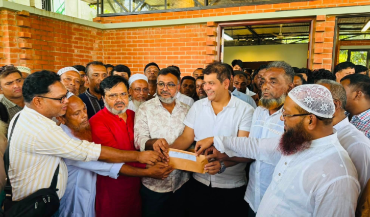 রূপগঞ্জে ধর্মীয় ও সামাজিক প্রতিষ্ঠানে এমপি দিপুর ৮৪ লাখ টাকার অনুদান