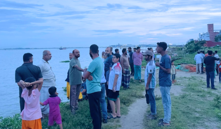 সোনারগাঁয়ে বিয়েতে যাওয়ার পথে ট্রলার ডুবি: নারী নিহত, একই পরিবারের ৪ জন নিখোঁজ
