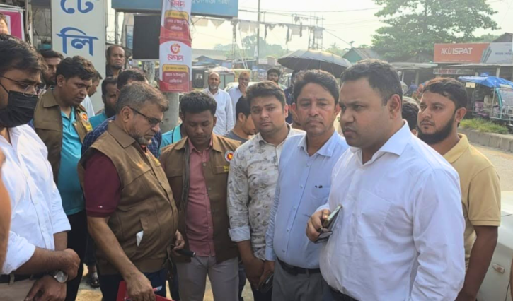 রূপগঞ্জে অবৈধ গ্যাস সংযোগ বিচ্ছিন্ন, মিষ্টির দোকানকে জরিমানা
