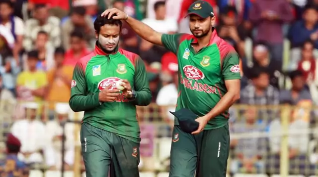 সাকিবের নেতৃত্বে-ই ২০২৩ সালের বিশ্বকাপের ফাইনাল খেলবে বাংলাদেশ: মাশরাফি
